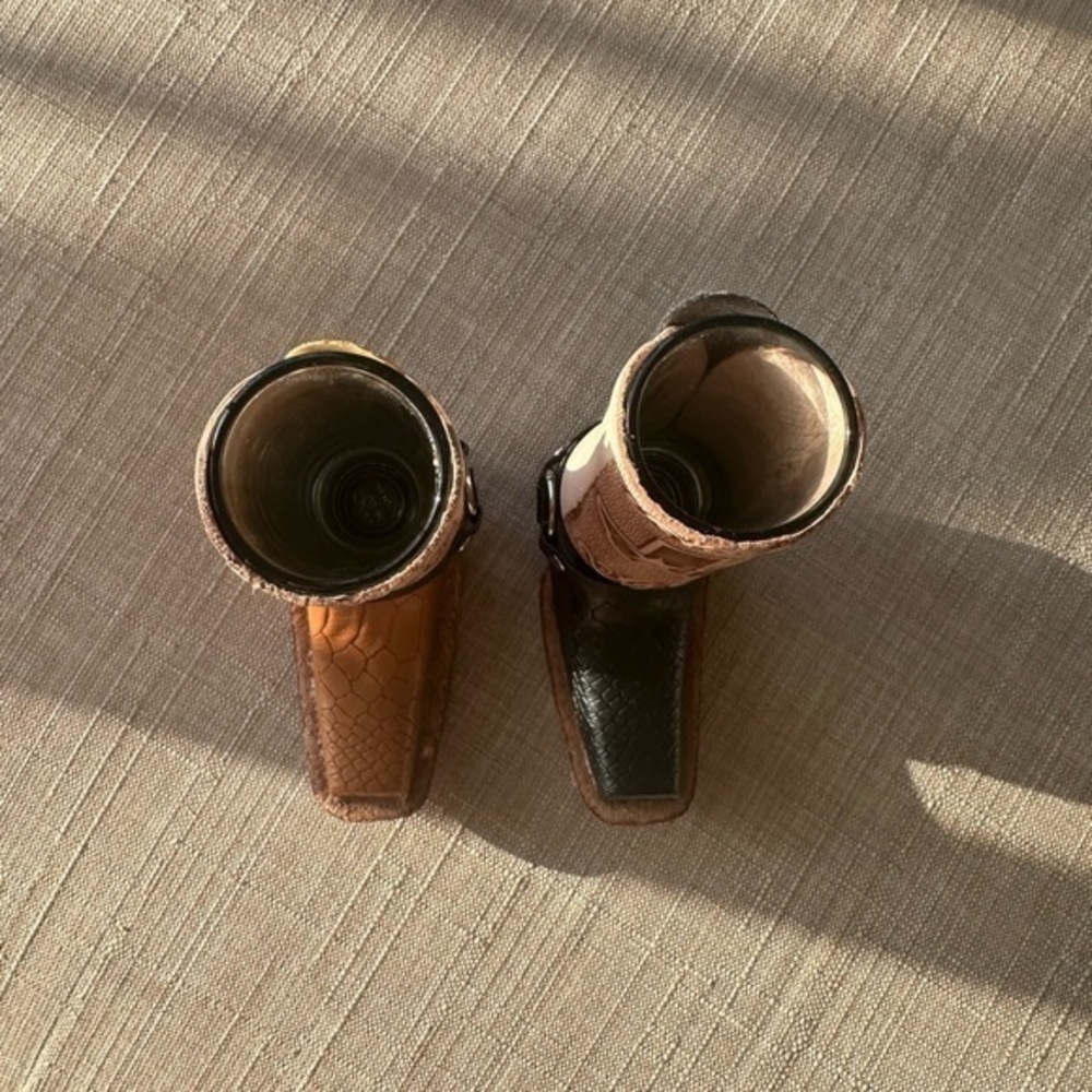 Texas Glass Shot Glass Duo Cowboy Boots - Brown and Black - Picture 2 of 6
